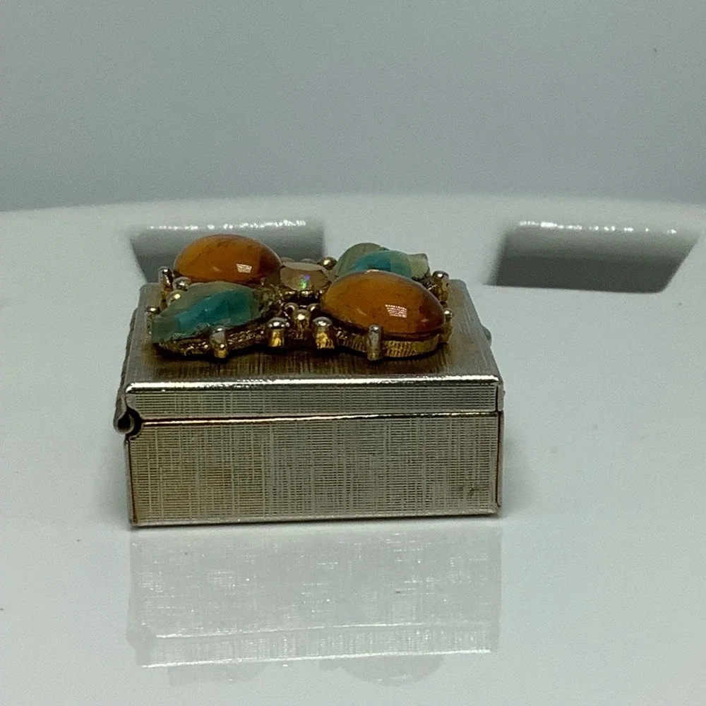 N/A vintage gold